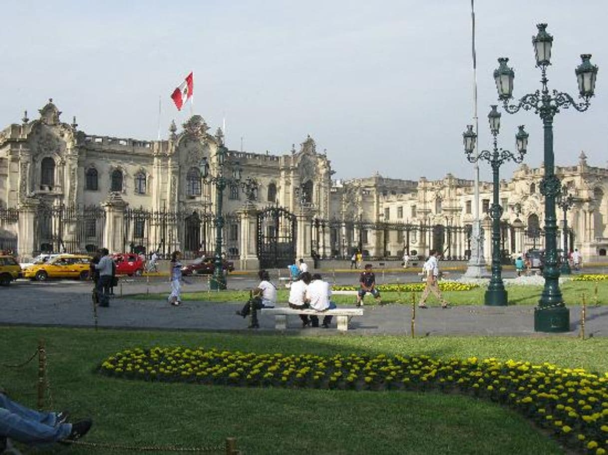 Place Plaza de Armas de Lima