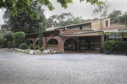 Restaurants Masia Can Ferran