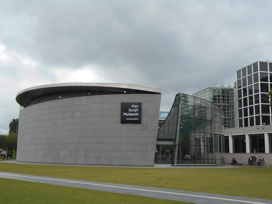 Place Van Gogh Museum