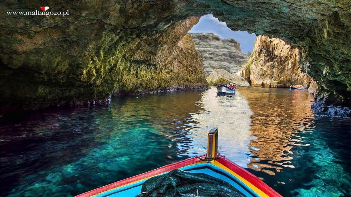 Place Blue Grotto