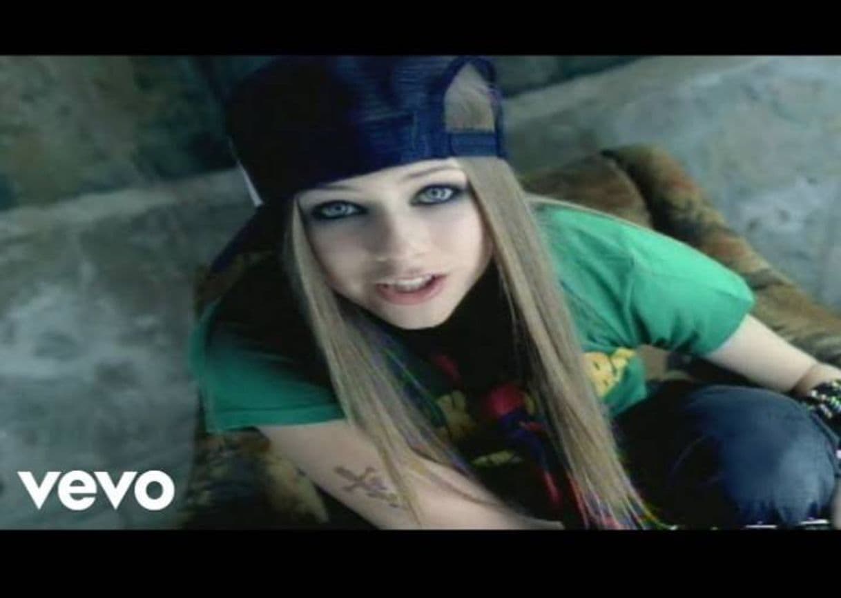 Videojuegos Avril Lavigne - Sk8er Boi (Official Music Video) - YouTube