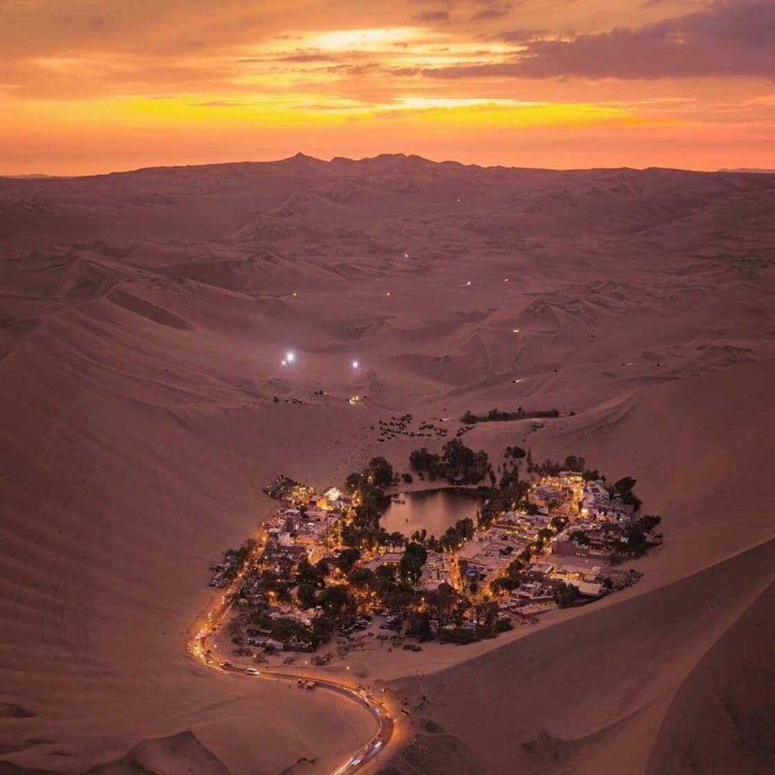 Lugar Huacachina