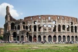 Lugar Coliseo de Roma