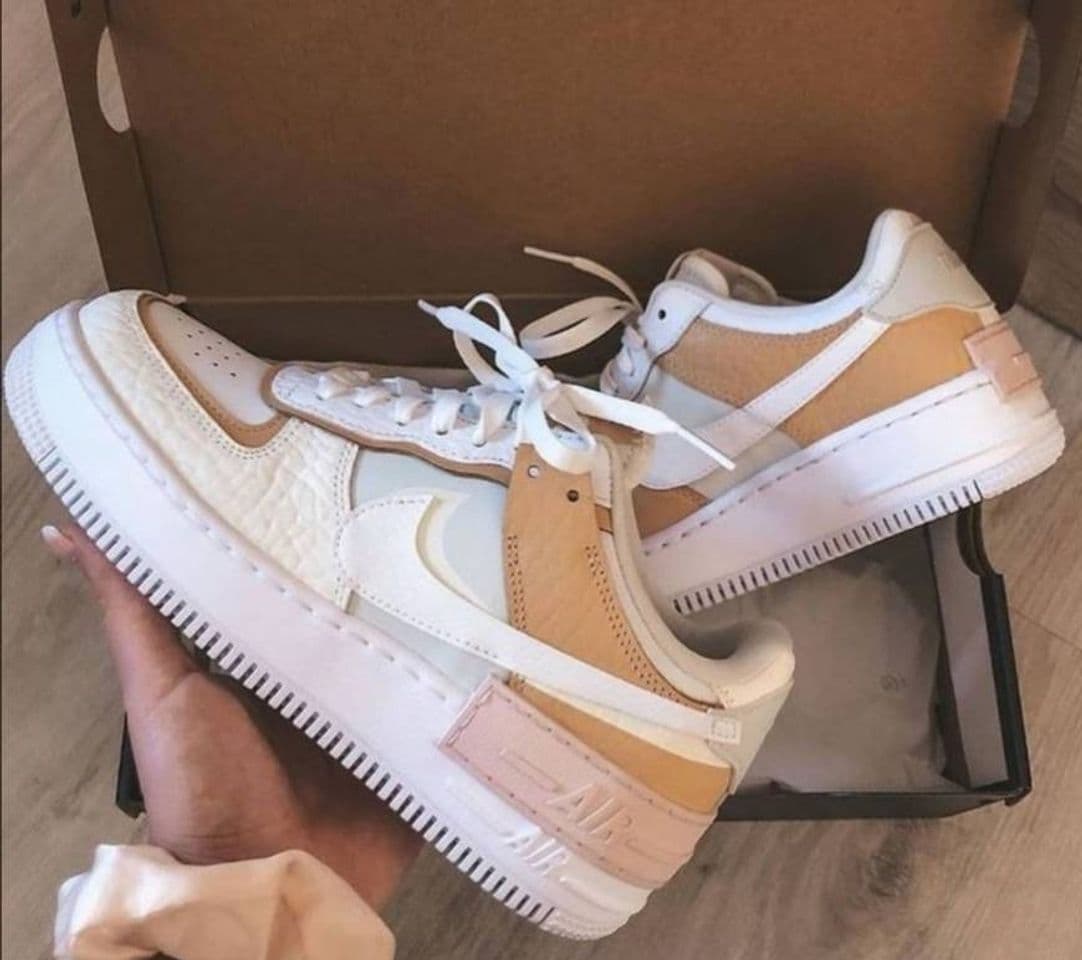 Product Nike air force 1 CAF