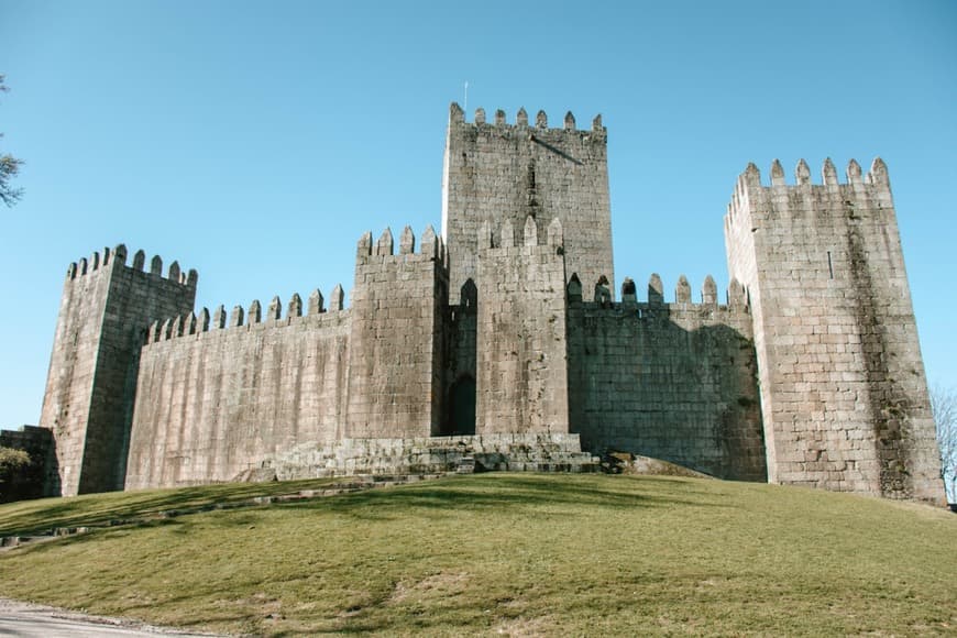 Place Castillo de Guimarães 