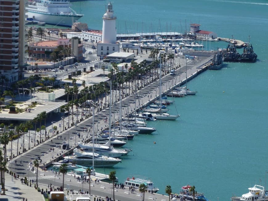 Place Muelle Uno