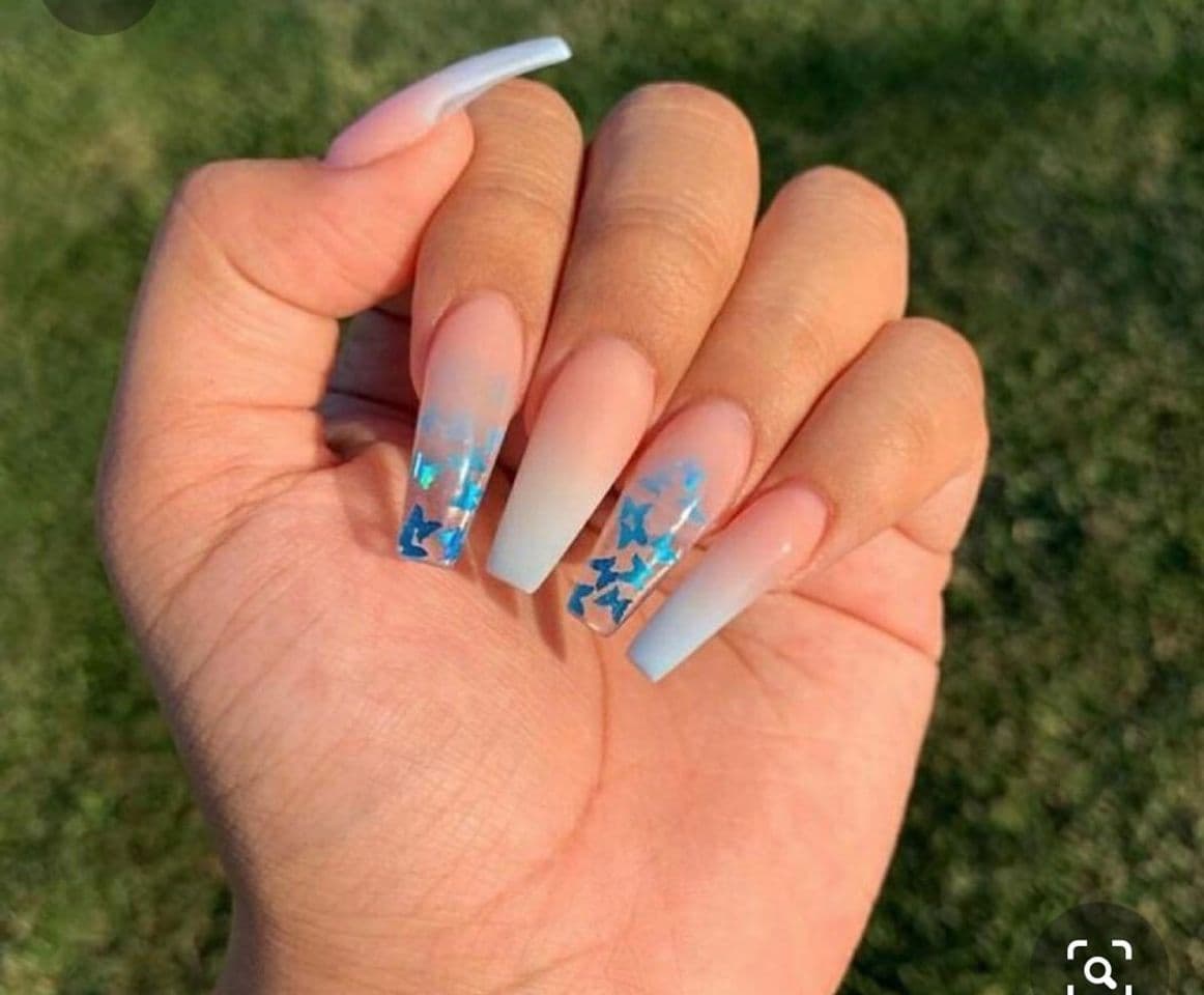 Fashion Uñas con mariposas 