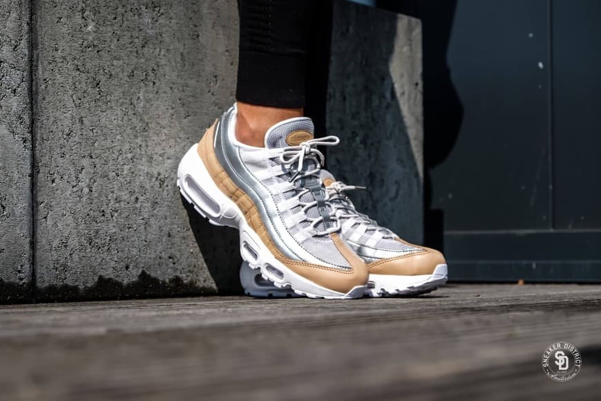 Moda Nike Wmns Air MAX 95, Zapatillas de Entrenamiento para Mujer, Blanco