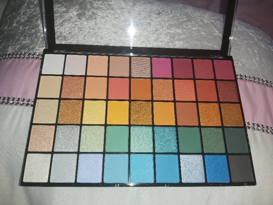 Moda Revolution maxi reloaded palette