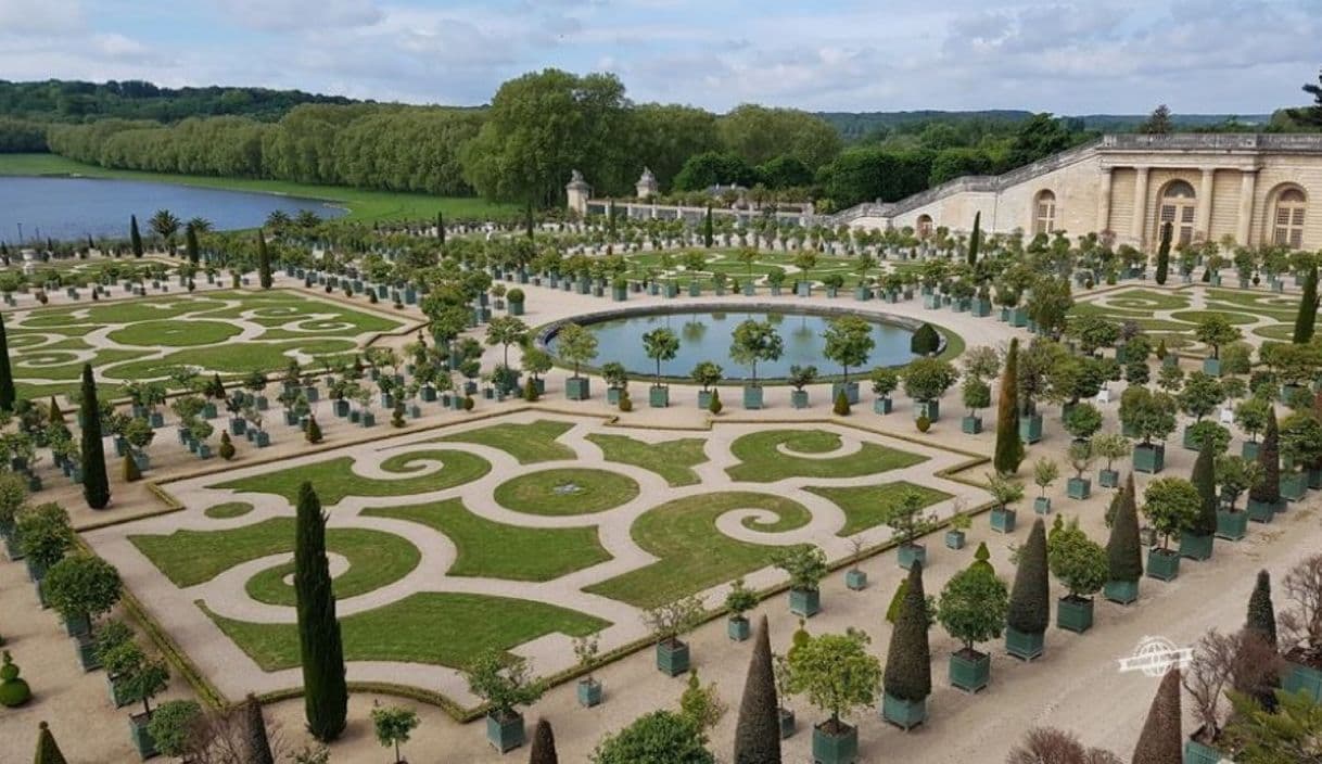 Fashion Versailles