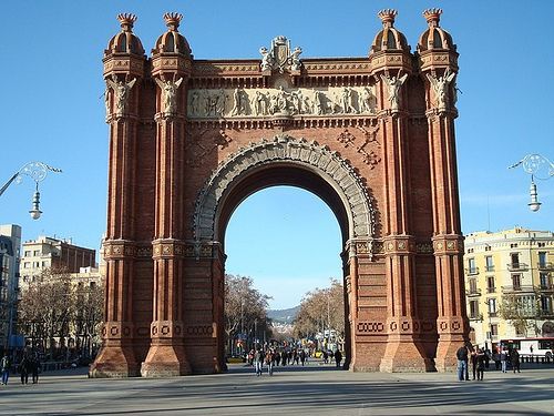 Place Arc de Triomf