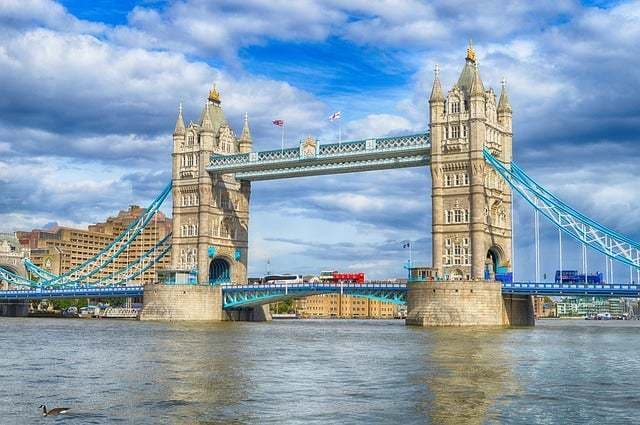 Place Tower Bridge