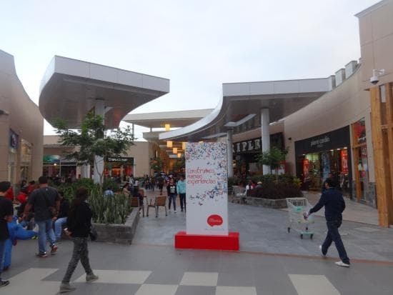 Place Mall Plaza