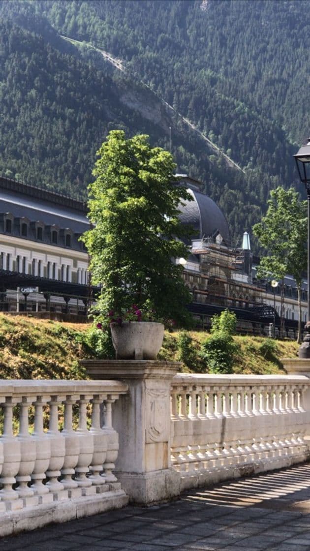 Lugar Canfranc-Estación