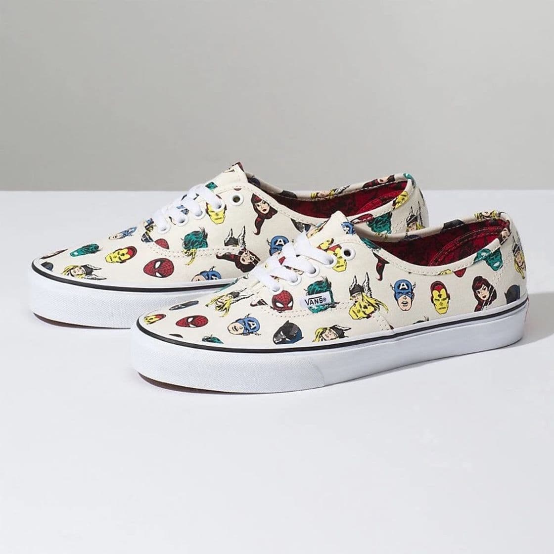 Moda Vans MARVEL