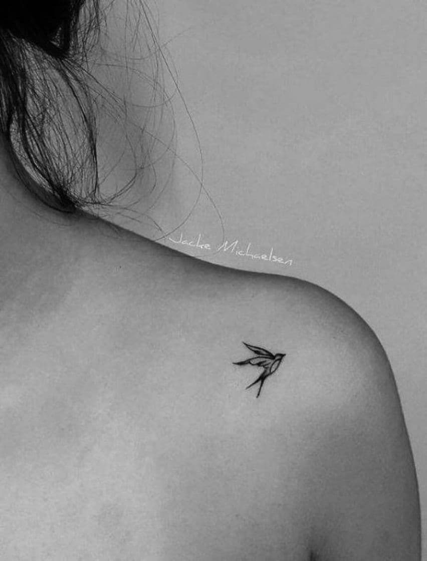 Moda Tatoo minimalista 