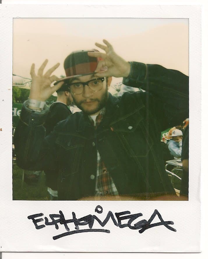 Canción Elphomega Polaroid