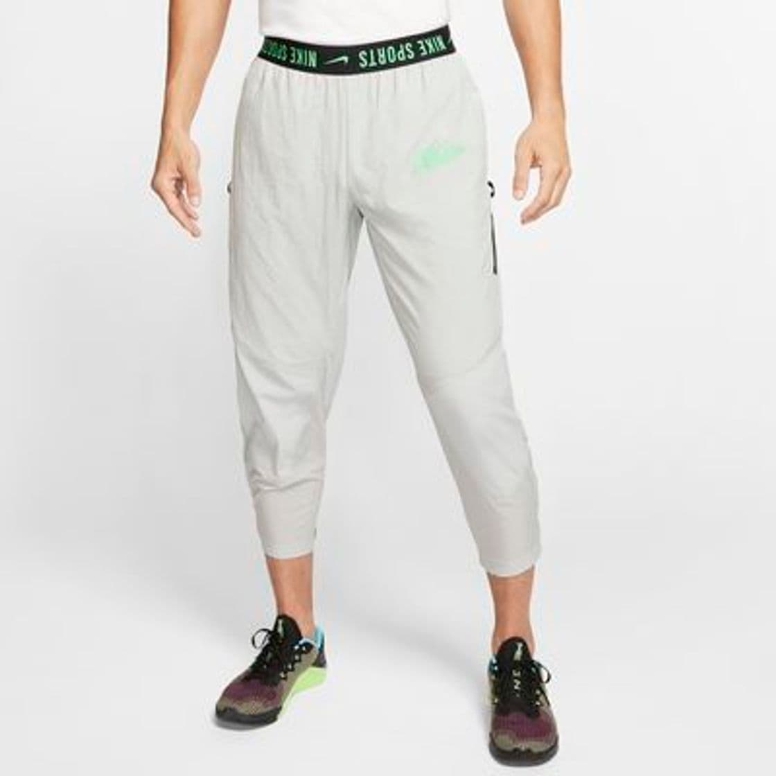 Moda Pantalones tejidos de entrenamiento para hombre Nike. Nike MX