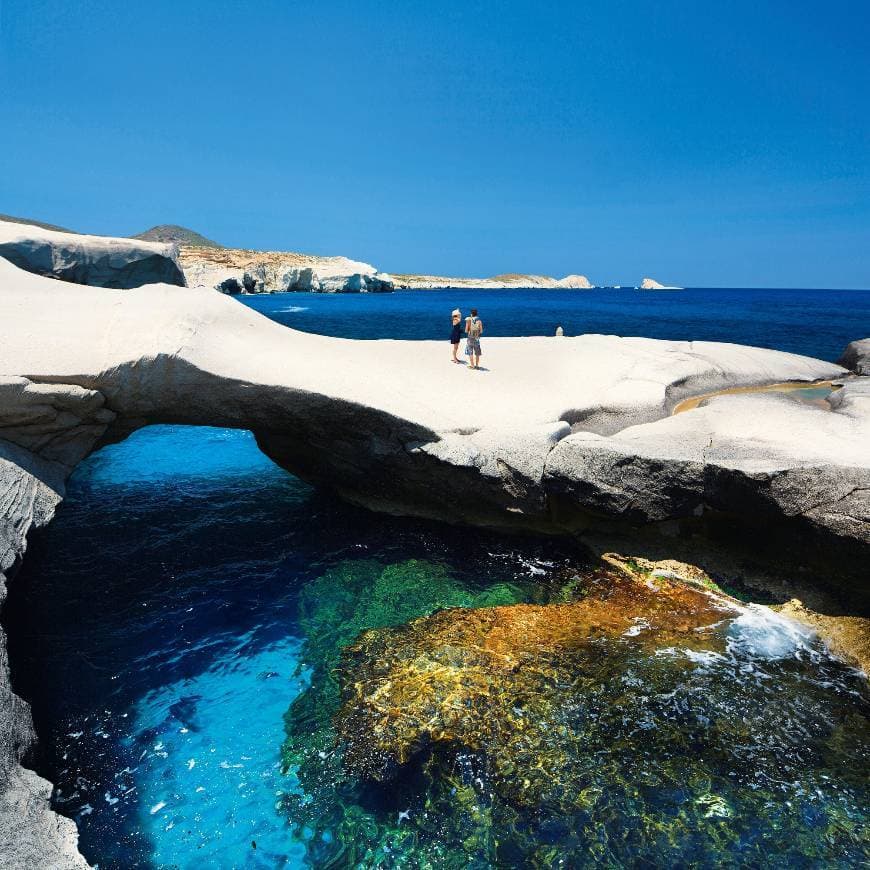 Place Sarakiniko Beach