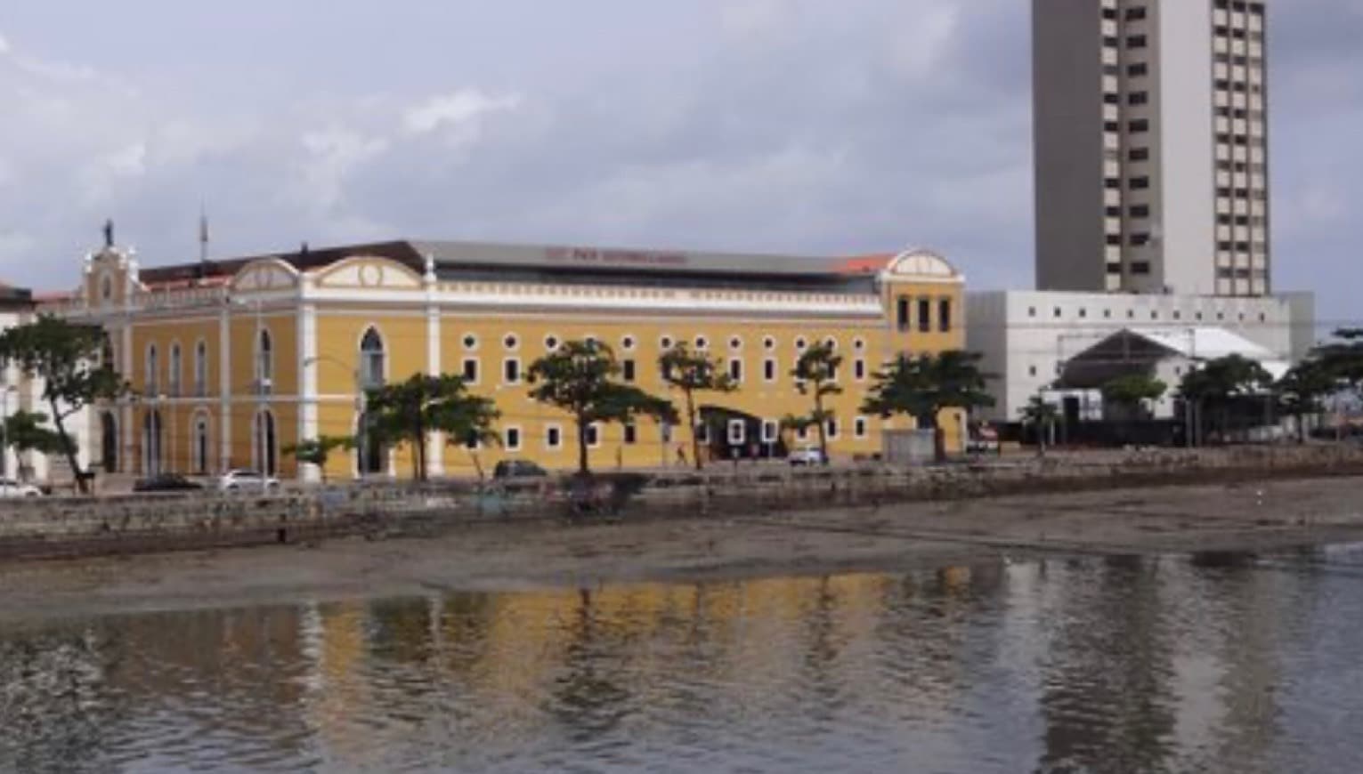 Place Paço Alfândega