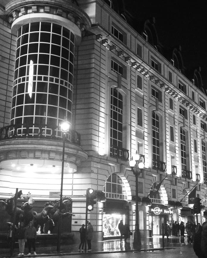 Lugar Piccadilly Circus