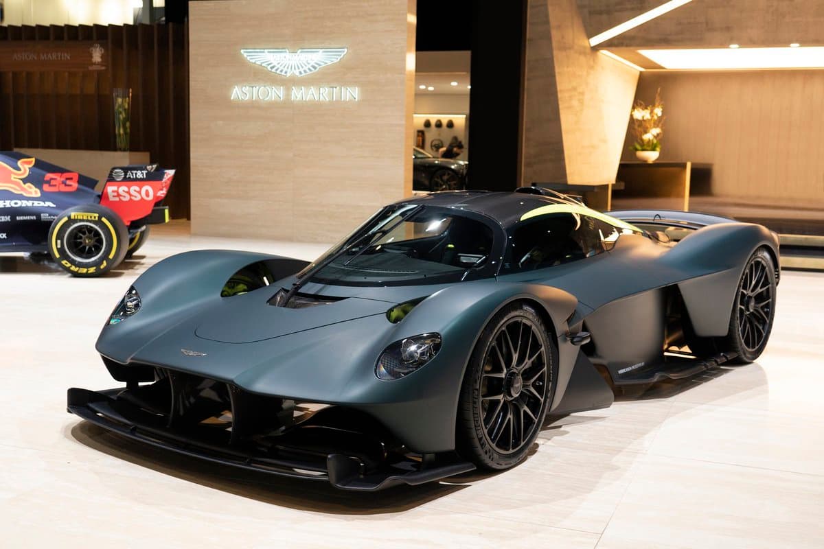 Fashion Aston Martin Valkyrie | Aston Martin (USA)