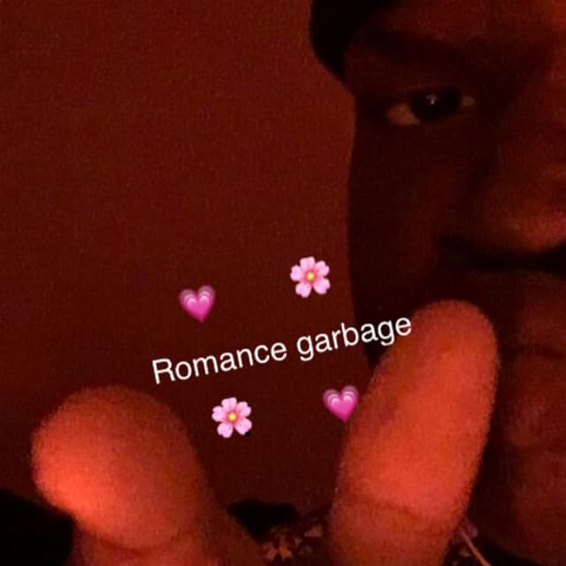 Canción Romance Garbage