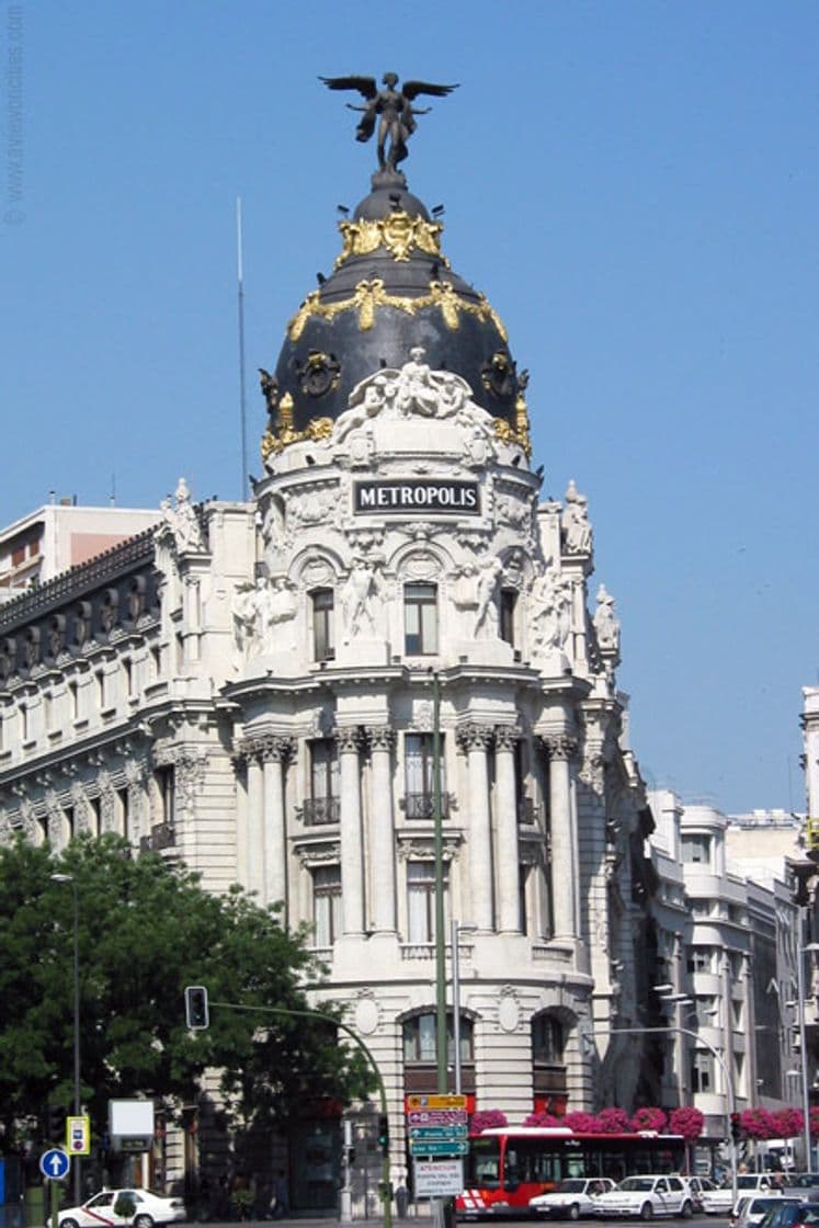 Place Edificio Metrópolis