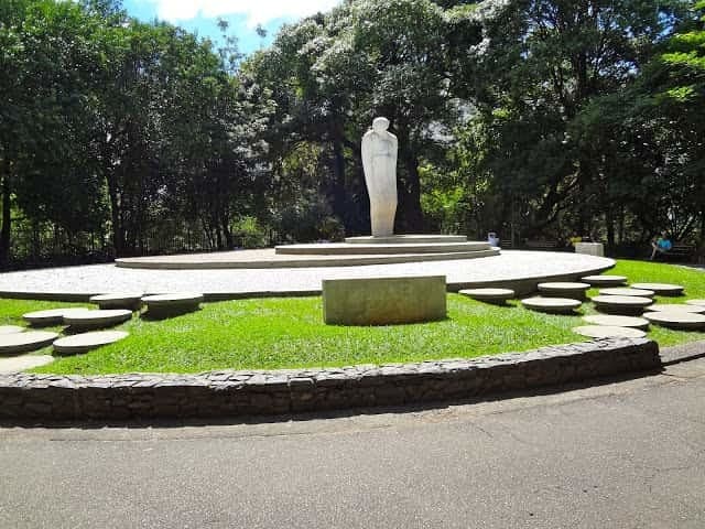 Lugar Praça Buenos Aires