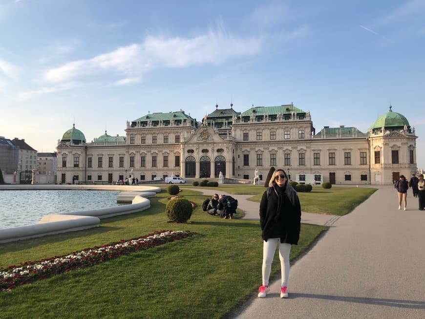 Place Belvedere Palace