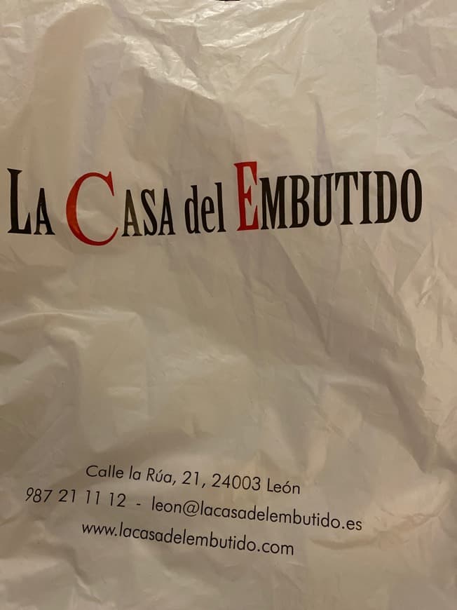 Lugar La Casa del Embutido