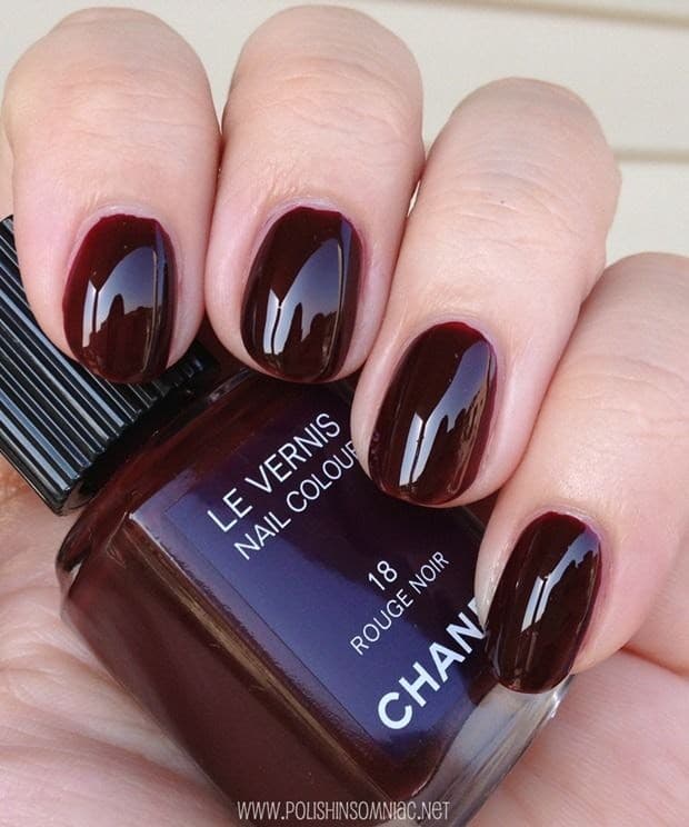 Lugar CHANEL LE VERNIS LONGWEAR NAIL COLOUR 18 - ROUGE NOIR esmalte de