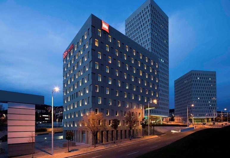 Place Hotel ibis Barcelona Santa Coloma