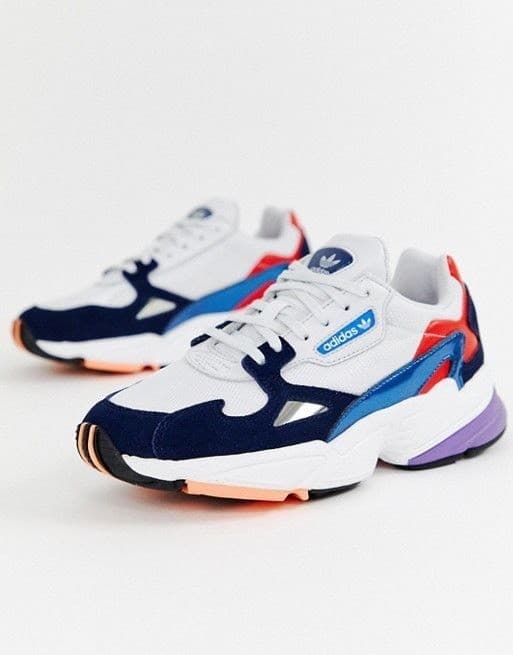 Producto Adidas Falcon W