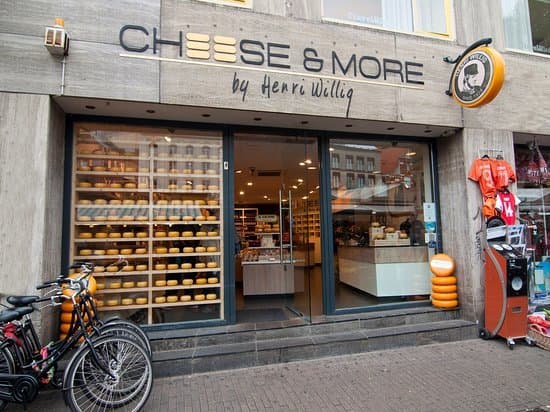 Place Henri Willig Cheese & More