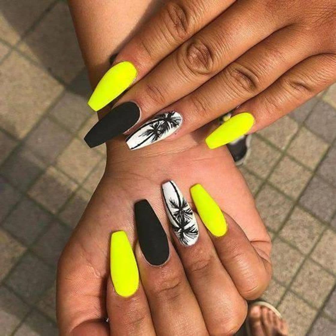 Fashion Nails