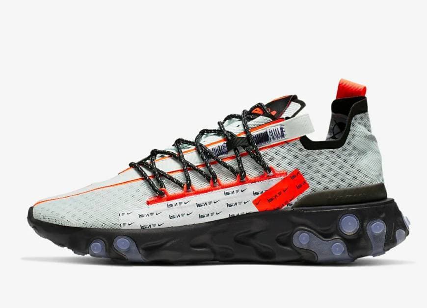 Product Nike ISPA React

