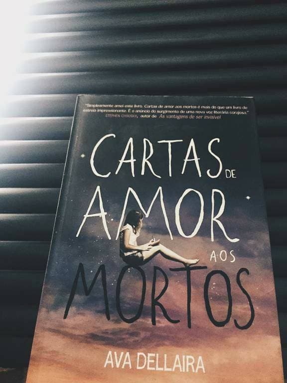 Libro Cartas de amor a los muertos