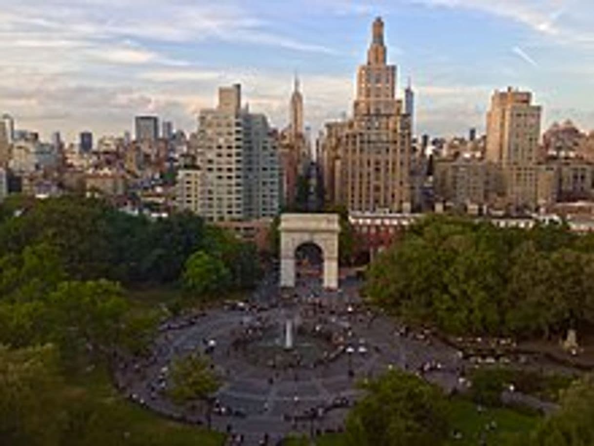 Place Washington Square Park