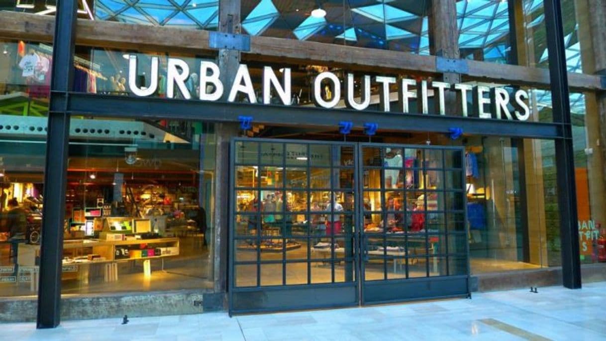 Moda Urban Outfitters