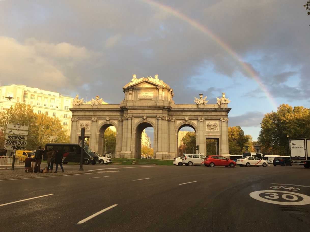 Place Puerta de Alcalá