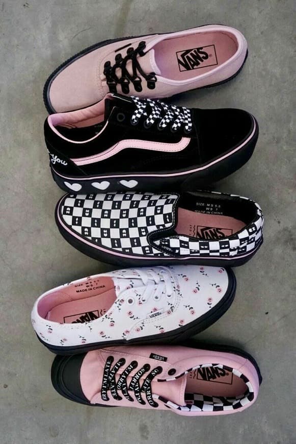 Moda Tenis vans preto e rosa 💗🖤