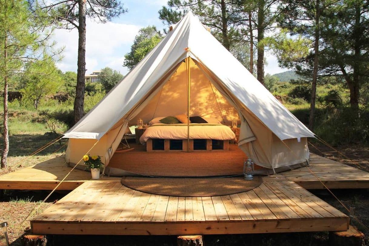 Lugar Forest Days Glamping