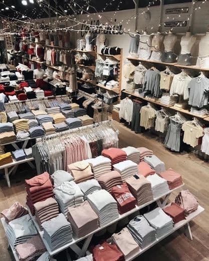 Lugar Brandy Melville