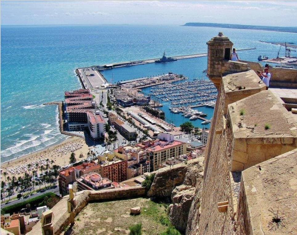 Place Castillo de Santa Bárbara. Alicante