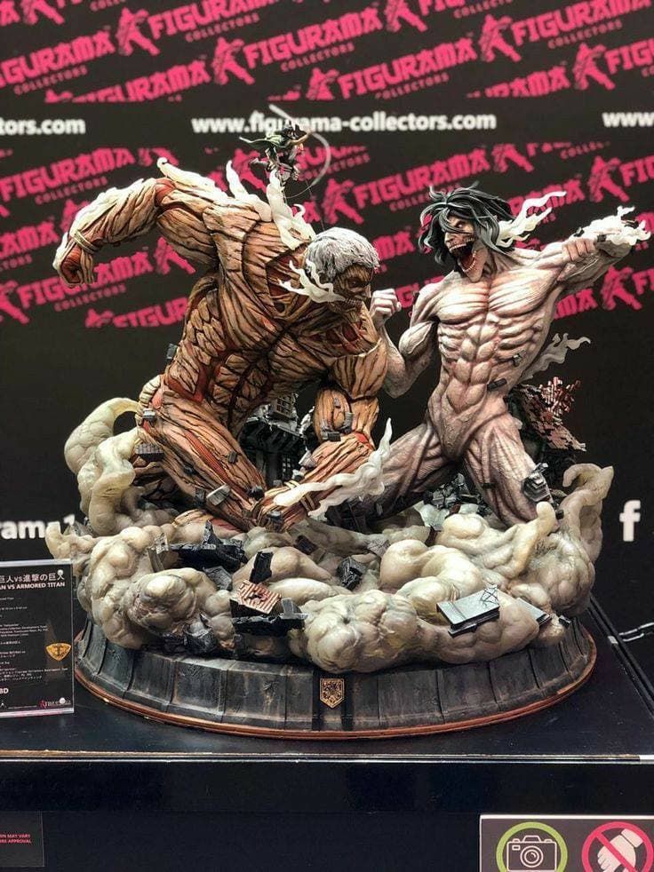 Producto Eren Titan vs Armored Titan Action Figure