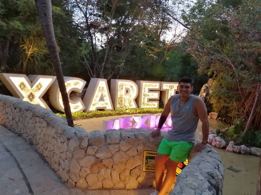 Place XCARET