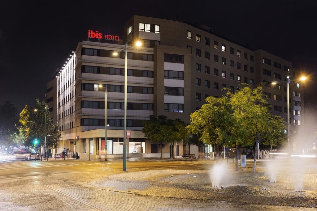 Lugar Hotel ibis Zaragoza Centro