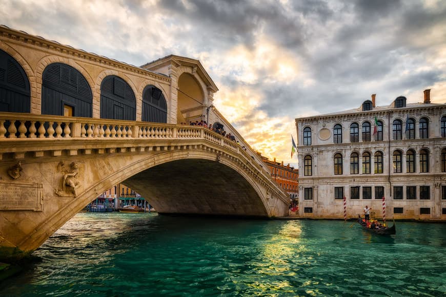 Lugar Puente de Rialto