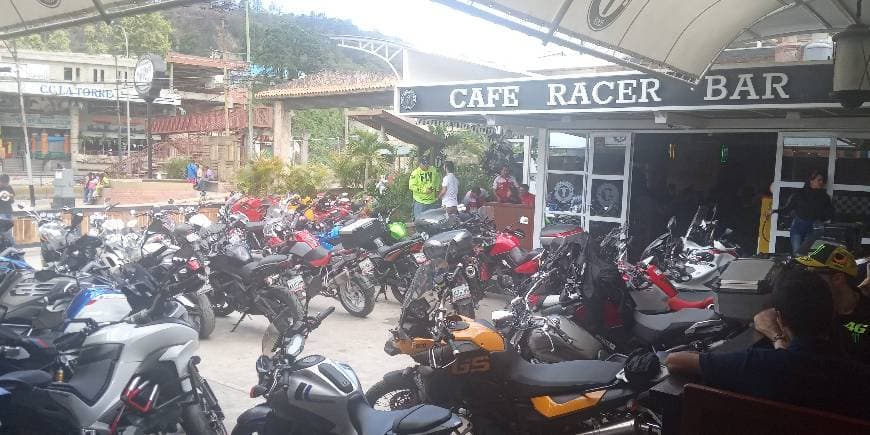 Restaurants Café Racer Bar